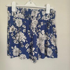 Witchery Pull on Blue w/ White Flowers Size 8